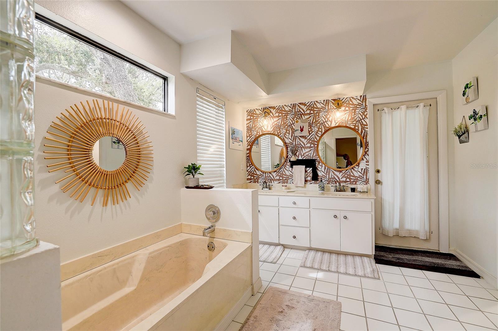 Listing photo id 26 for 3696 Quiet Pond Lane