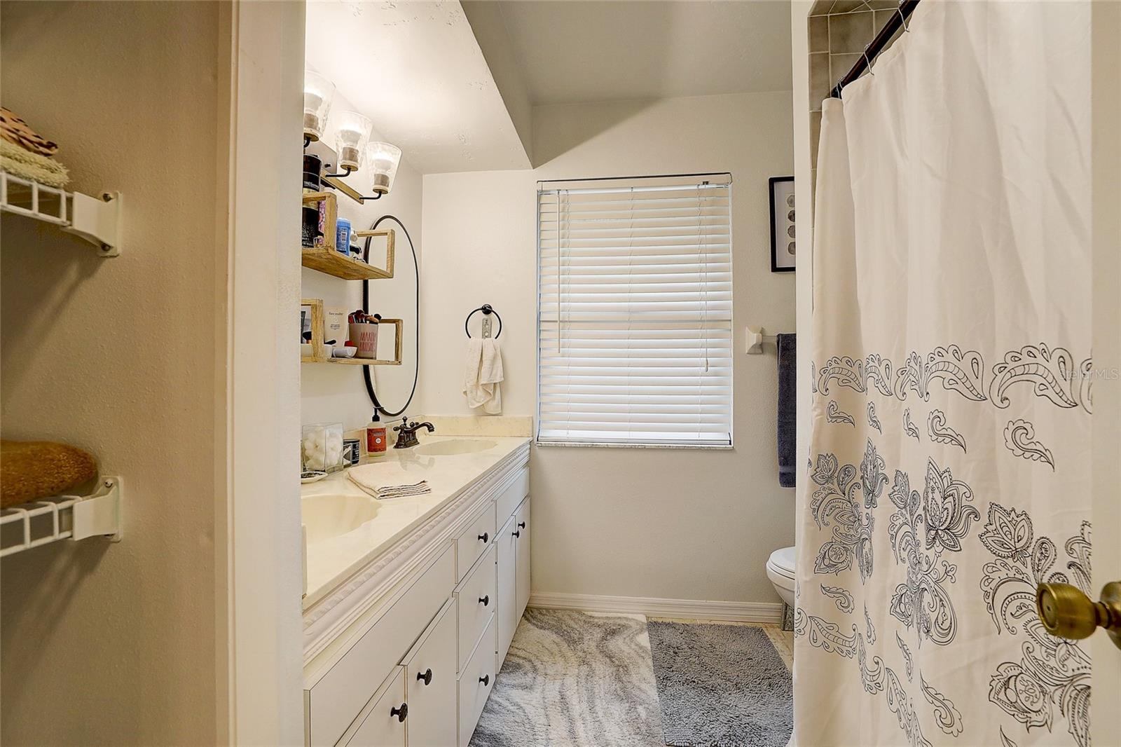 Listing photo id 30 for 3696 Quiet Pond Lane