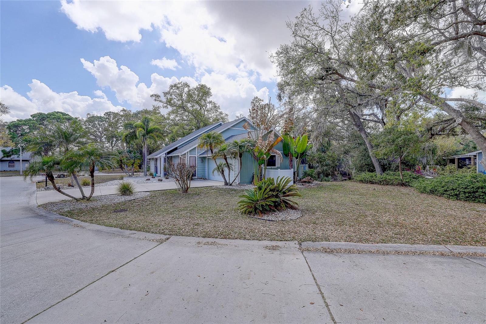 Listing photo id 38 for 3696 Quiet Pond Lane