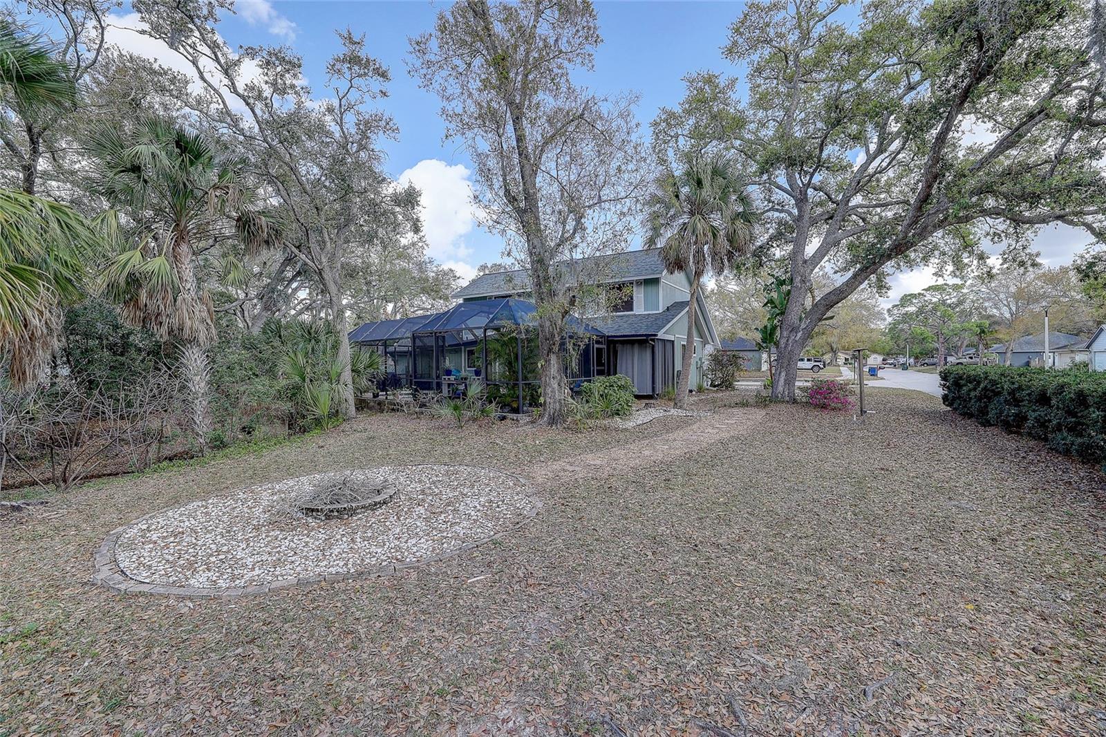 Listing photo id 40 for 3696 Quiet Pond Lane