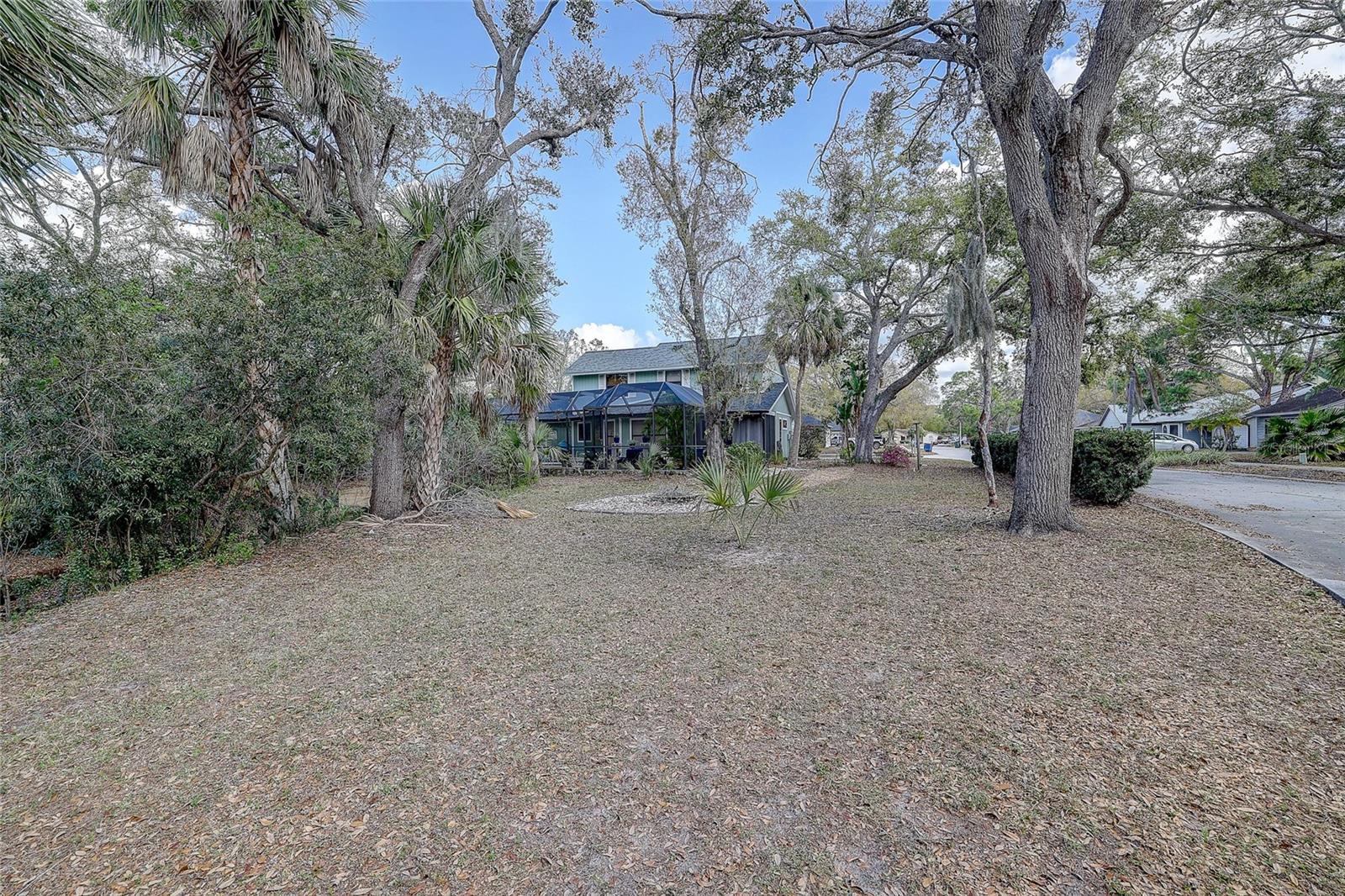 Listing photo id 41 for 3696 Quiet Pond Lane