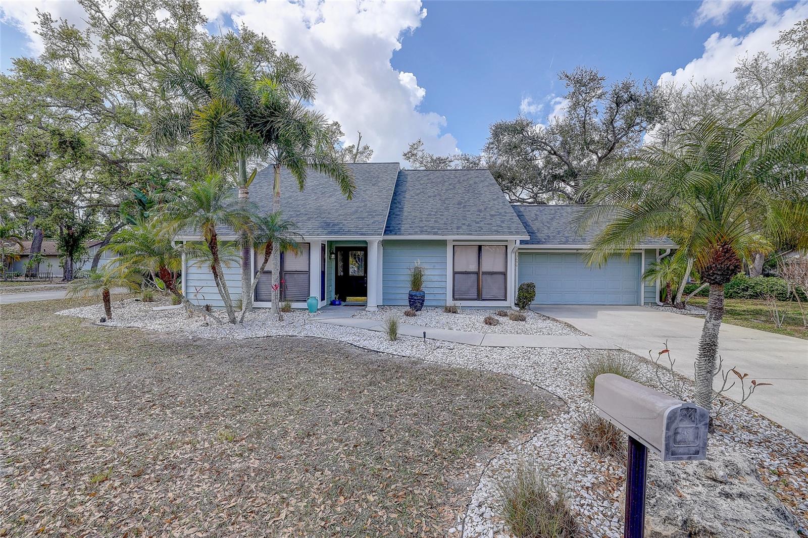 Listing photo id 3 for 3696 Quiet Pond Lane