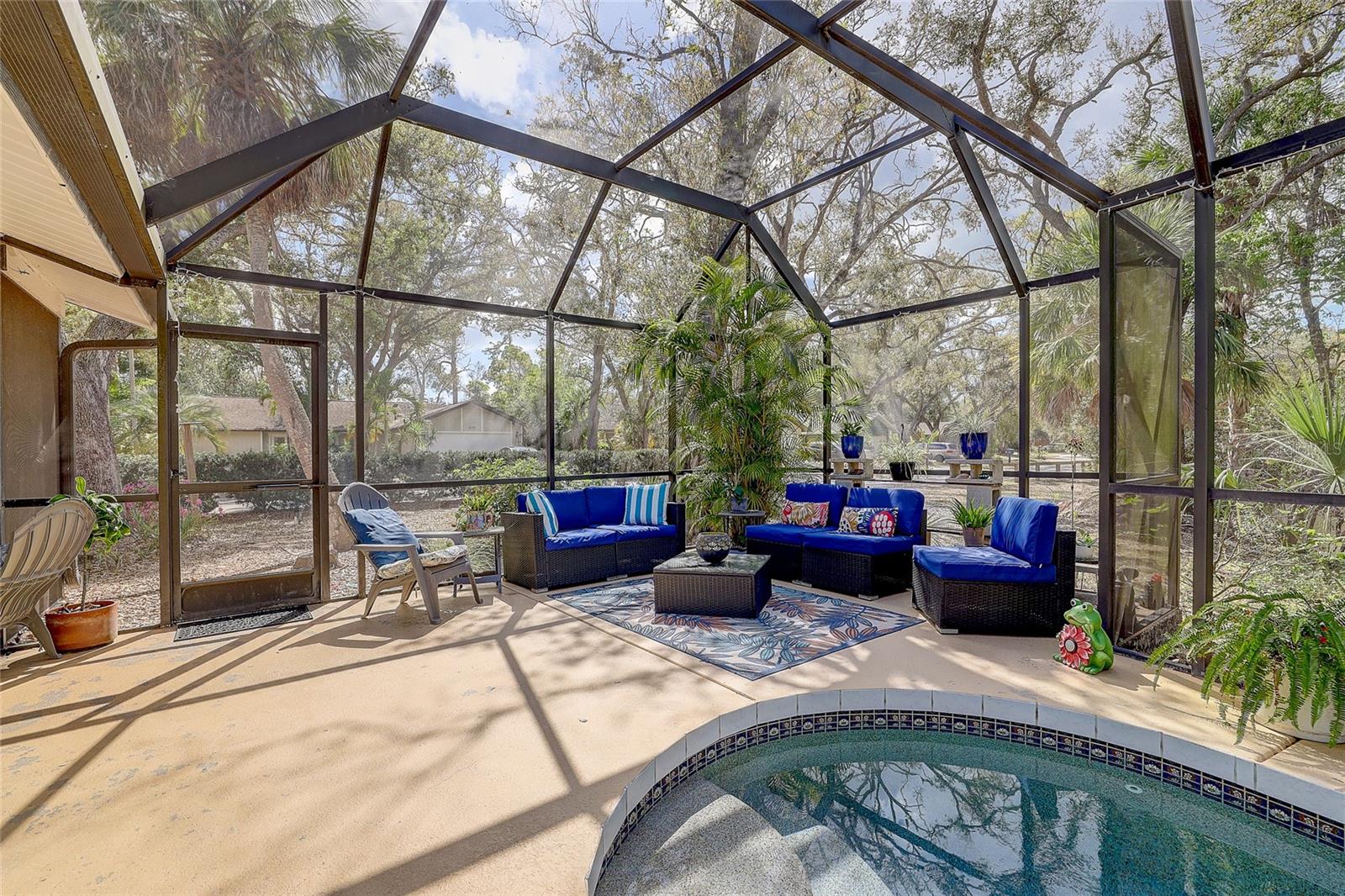 Listing photo id 4 for 3696 Quiet Pond Lane