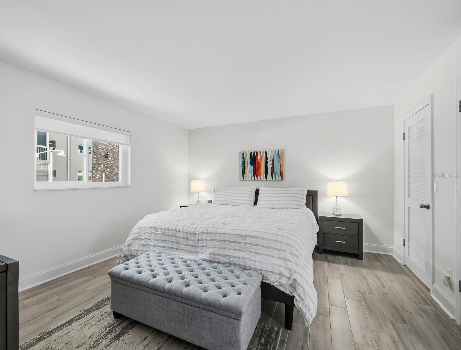 Image 13 of 25 For 3751 School Avenue 11