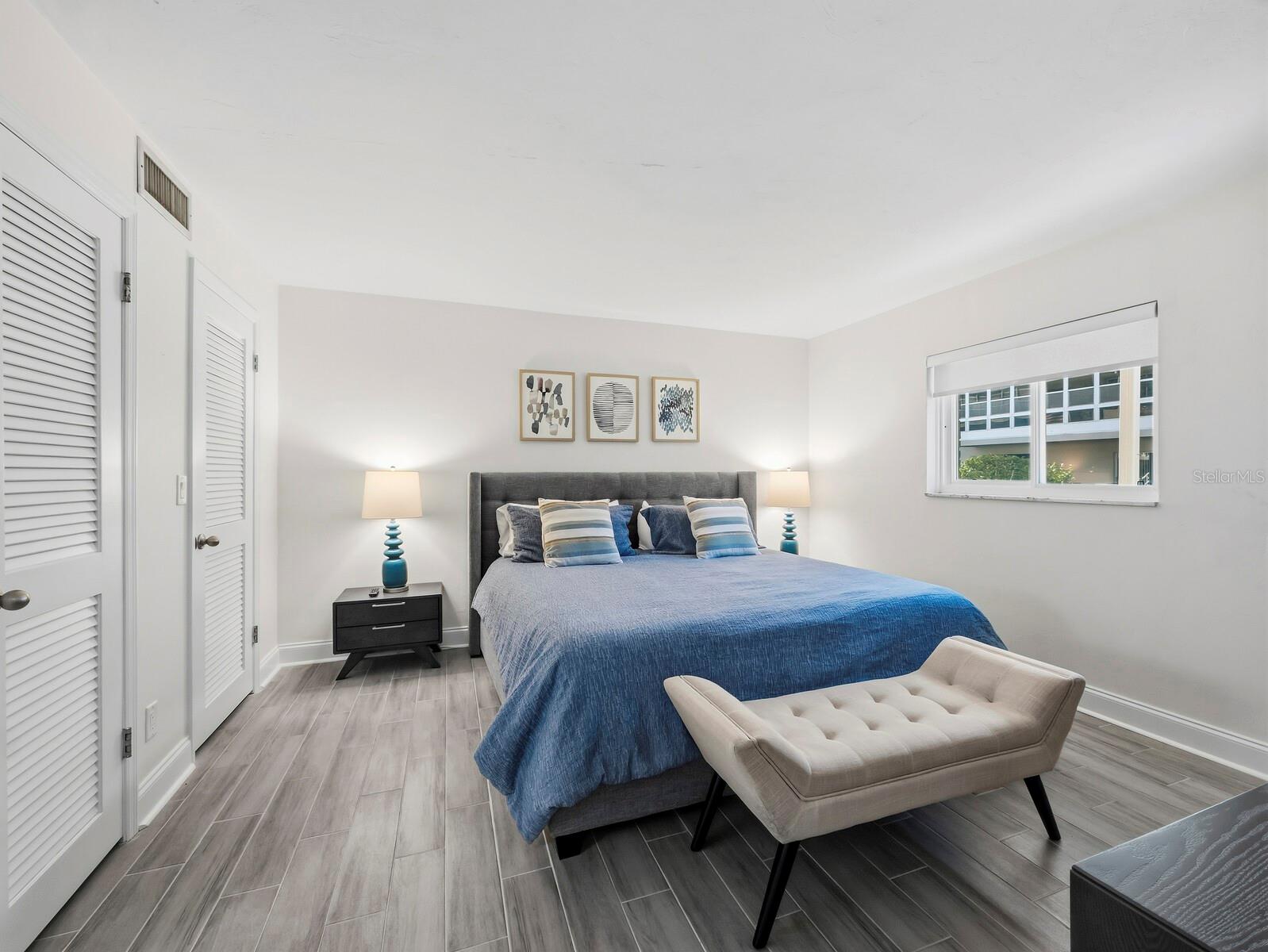 Image 16 of 25 For 3751 School Avenue 11