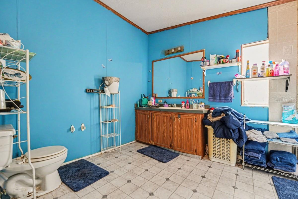 Image 14 of 21 For 5035 Heritage Trail