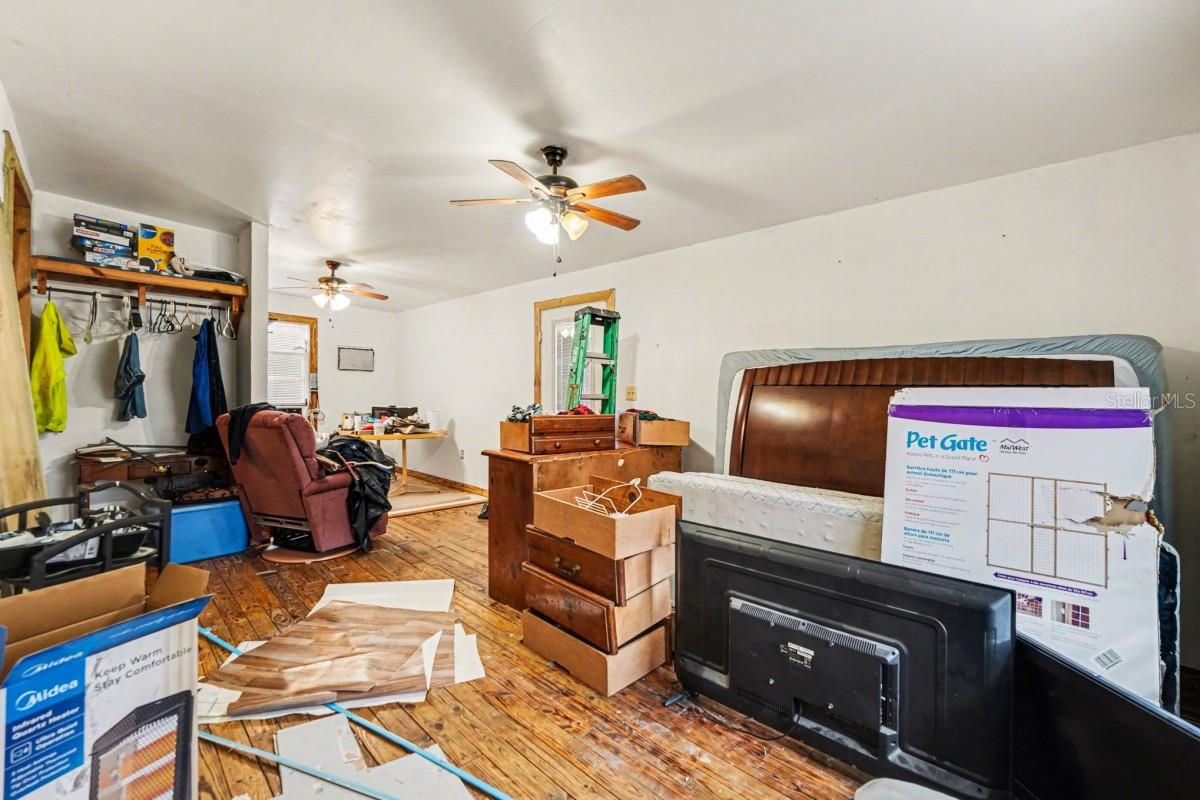 Image 16 of 21 For 5035 Heritage Trail