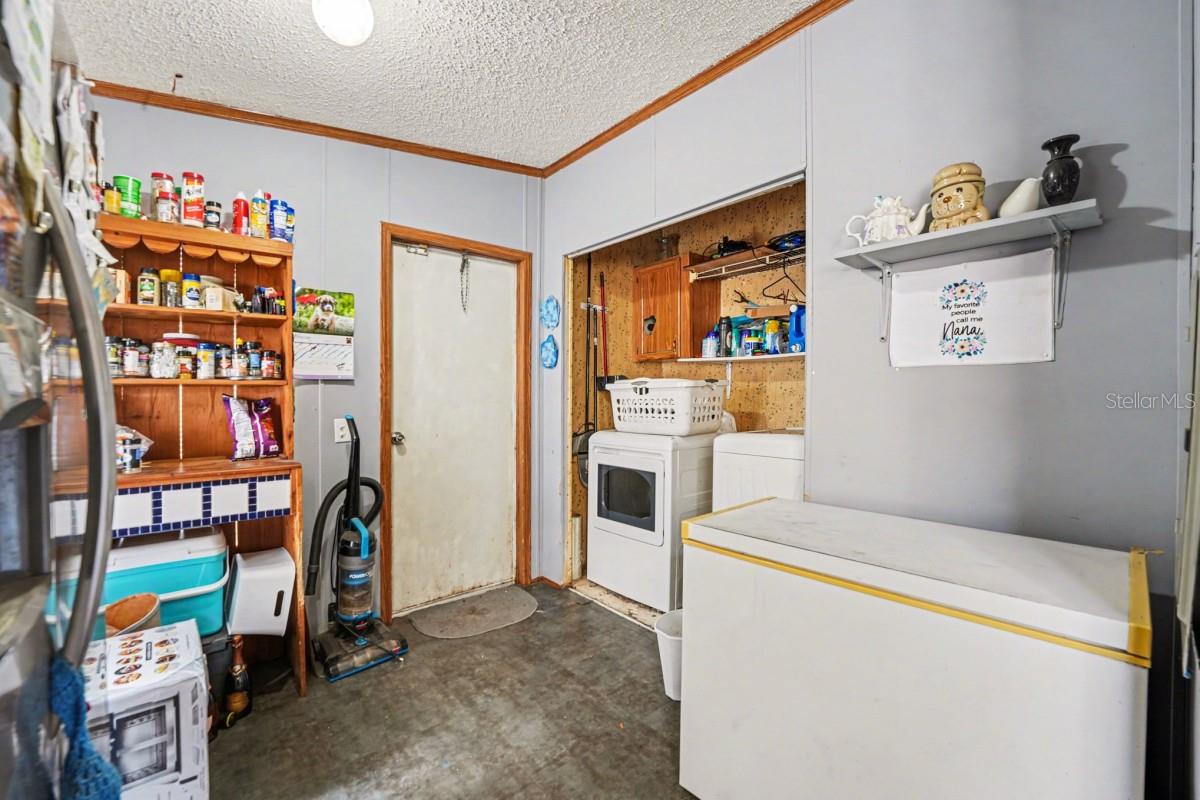 Image 18 of 21 For 5035 Heritage Trail