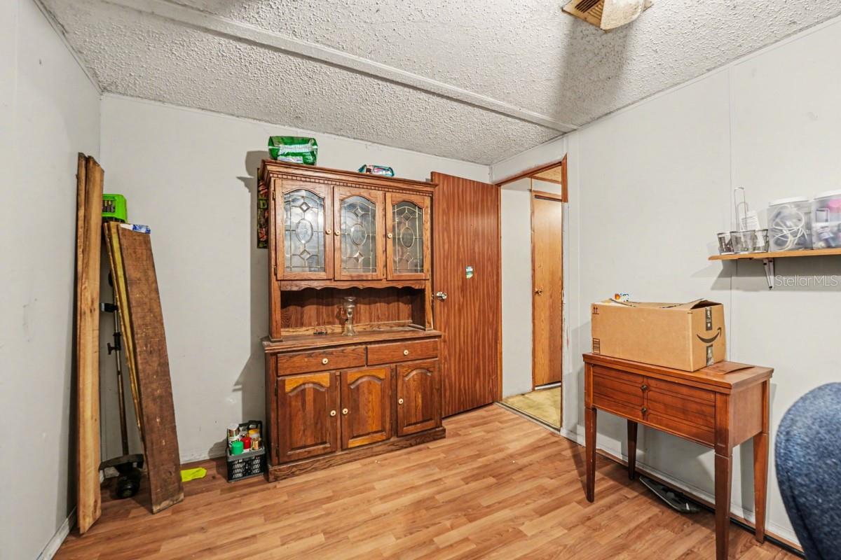 Image 8 of 21 For 5035 Heritage Trail