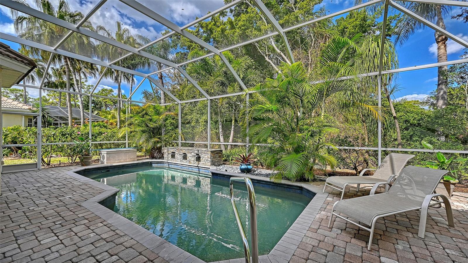 Image 32 of 55 For 7318 Windemere Lane