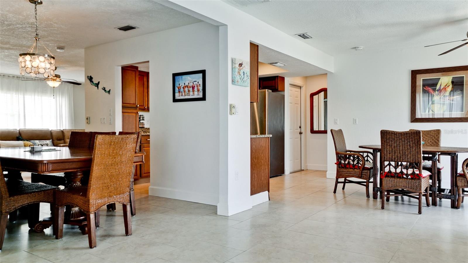 Image 16 of 46 For 4010 18th Avenue W