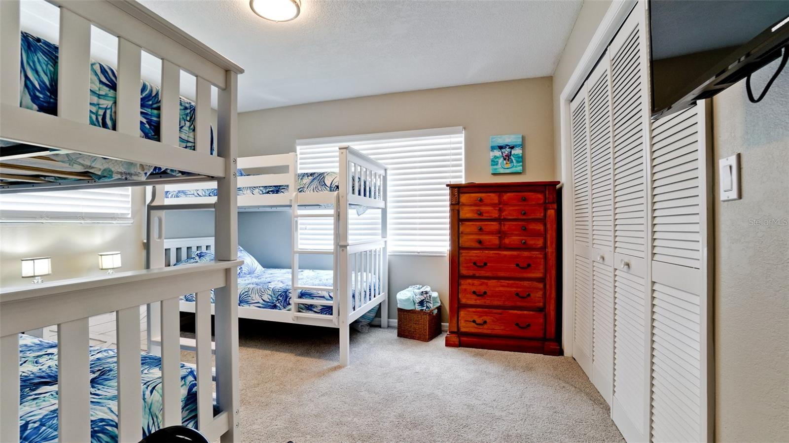 Image 38 of 46 For 4010 18th Avenue W