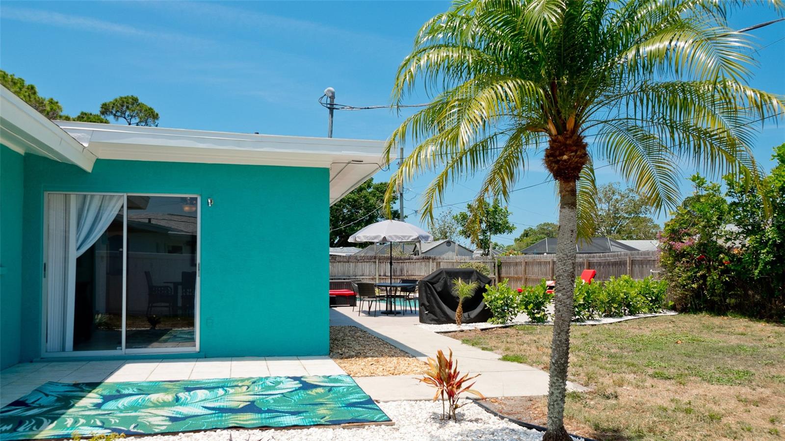 Image 6 of 46 For 4010 18th Avenue W