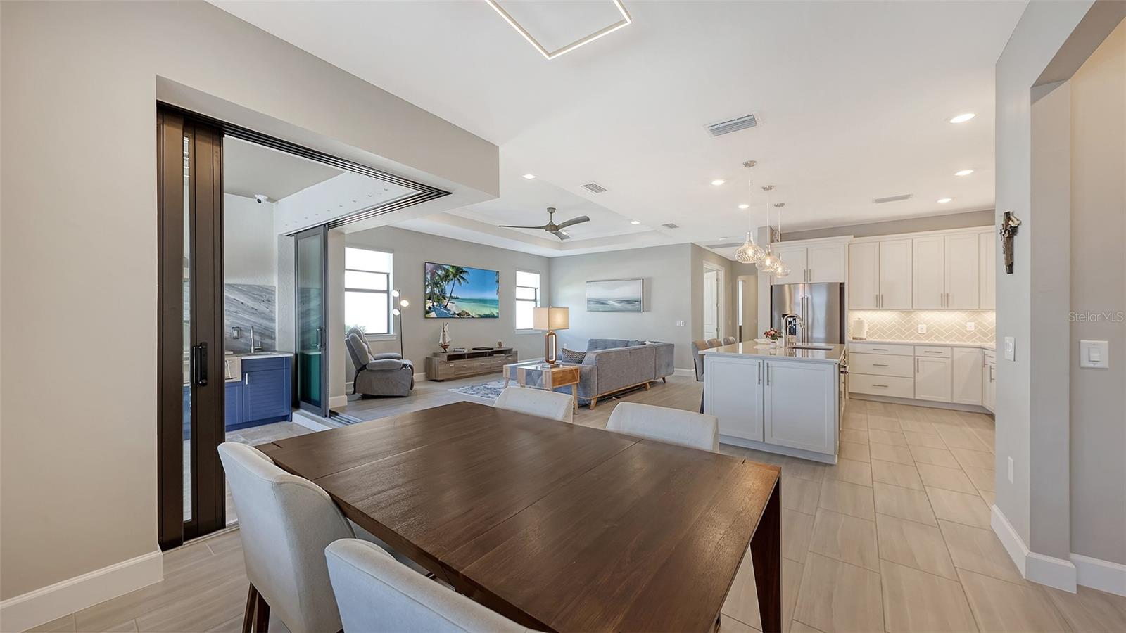 Image 19 of 65 For 7675 Summerland Cove