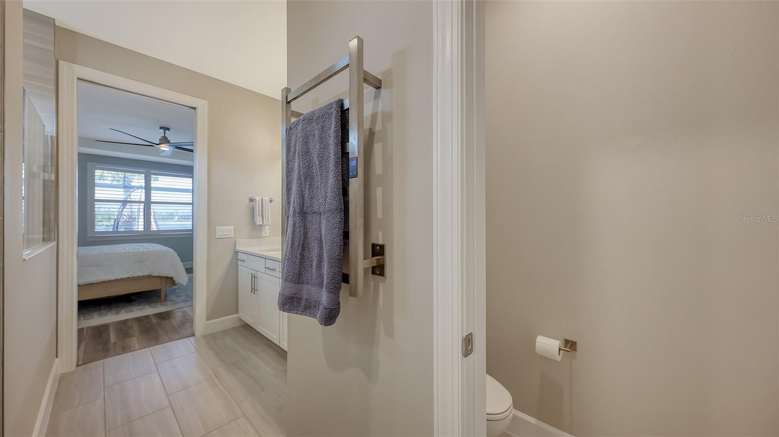 Image 25 of 65 For 7675 Summerland Cove