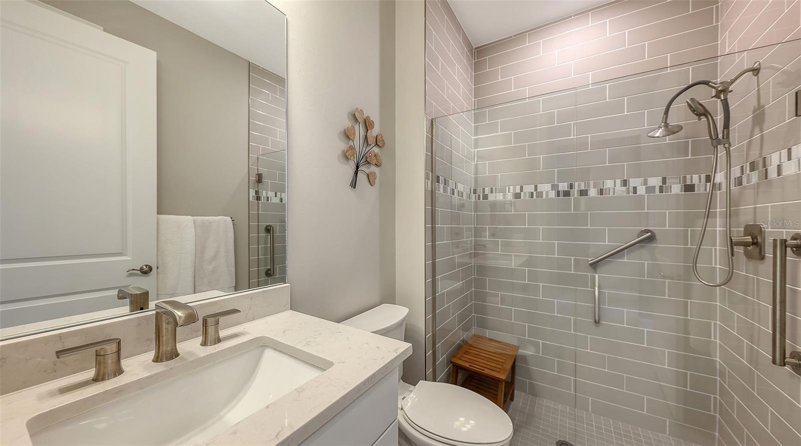 Image 30 of 65 For 7675 Summerland Cove