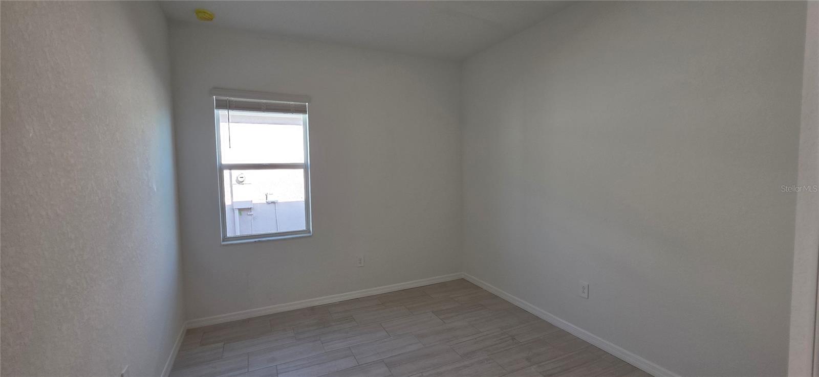 Image 3 of 16 For 19039 Scallop Loop