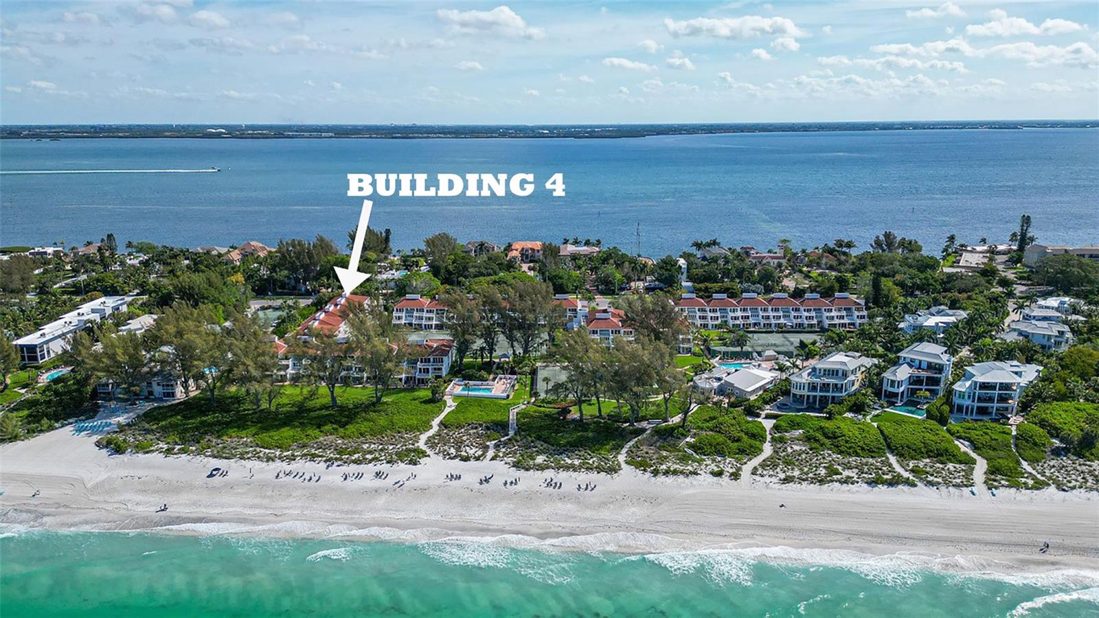 Image 2 of 32 For 5055 Gulf Of Mexico Drive 412