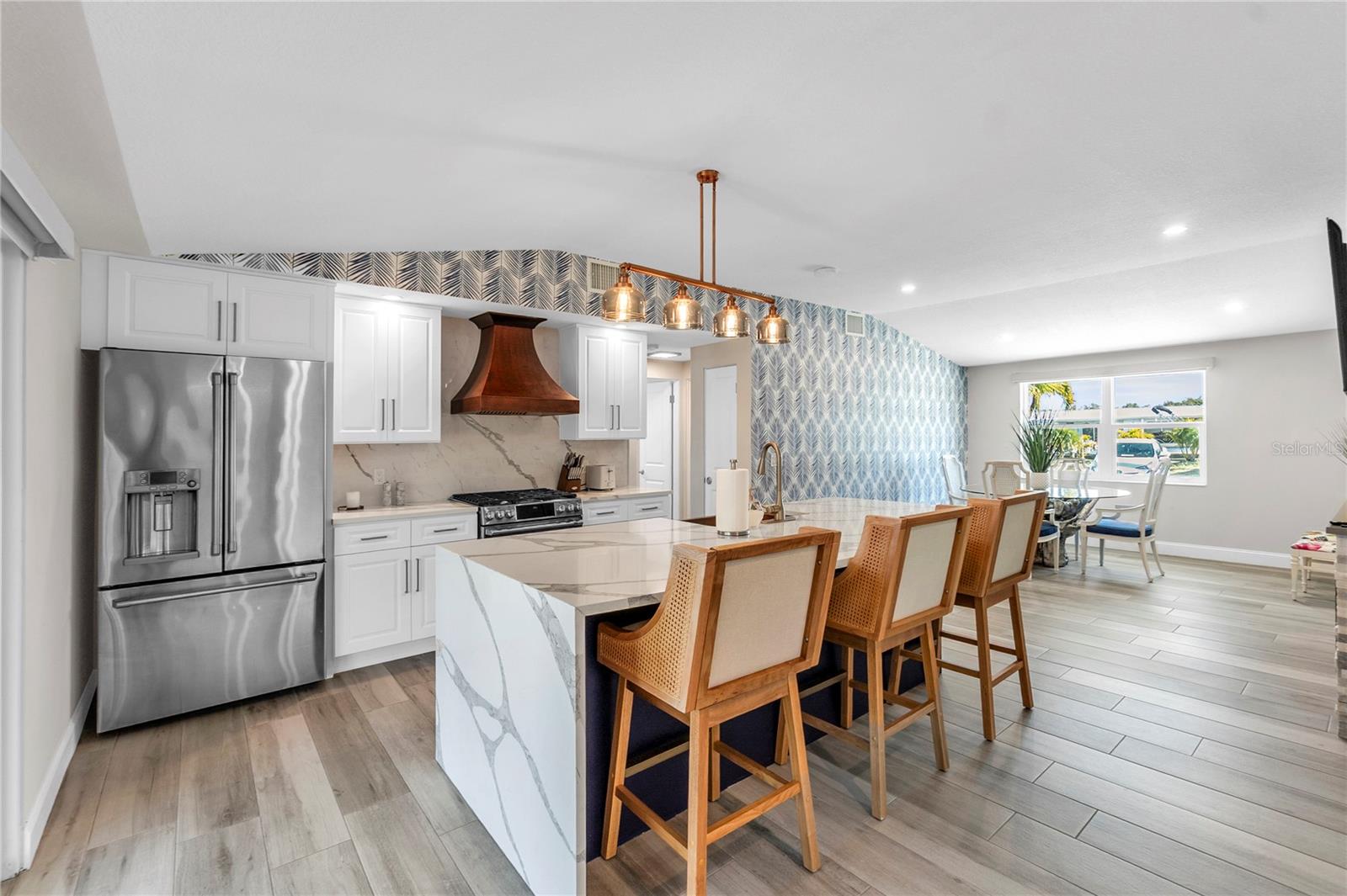 Image 15 of 65 For 765 Saint Judes Drive N