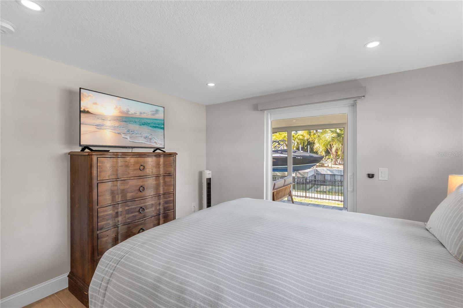 Image 26 of 65 For 765 Saint Judes Drive N