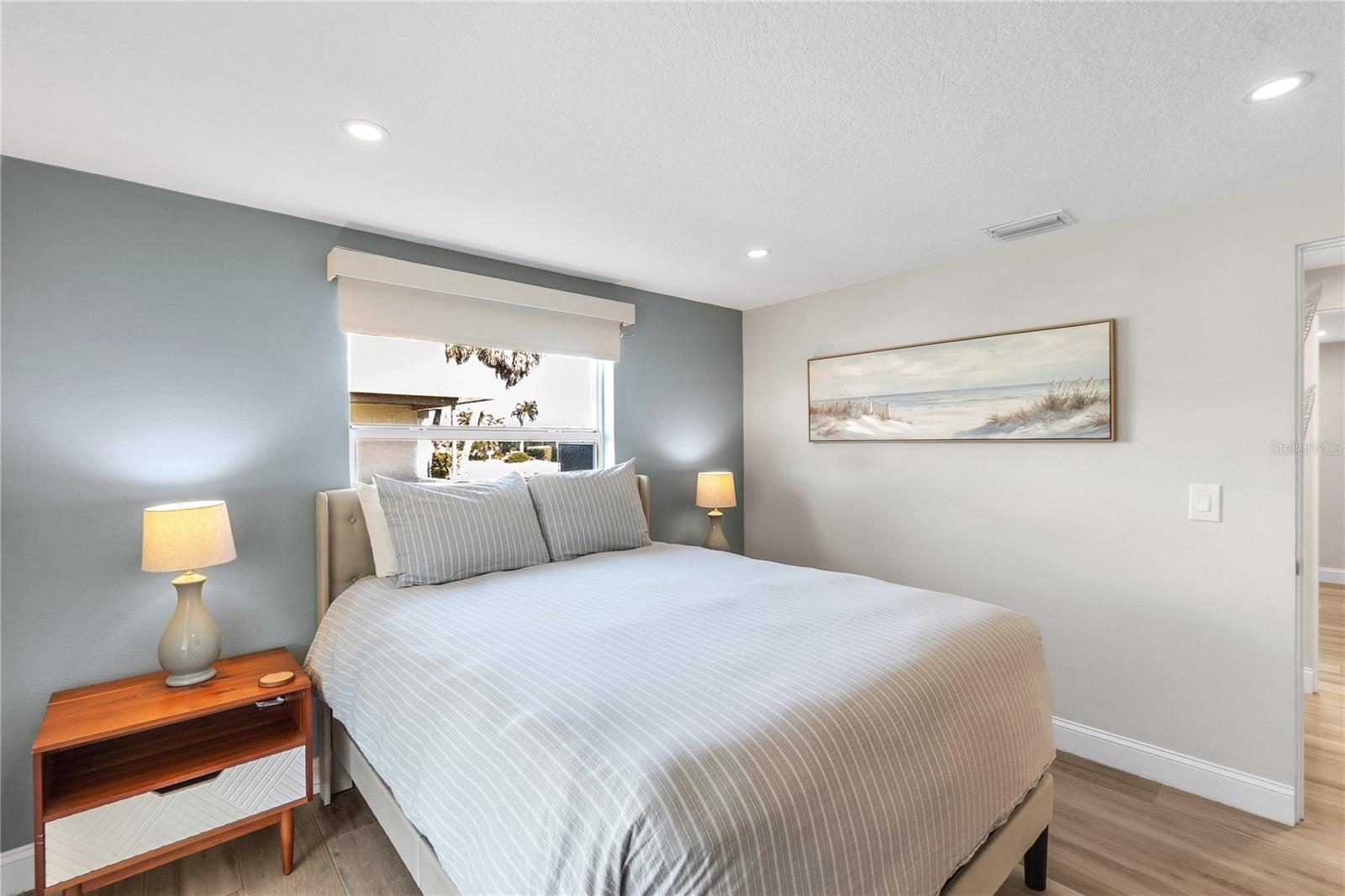 Image 28 of 65 For 765 Saint Judes Drive N