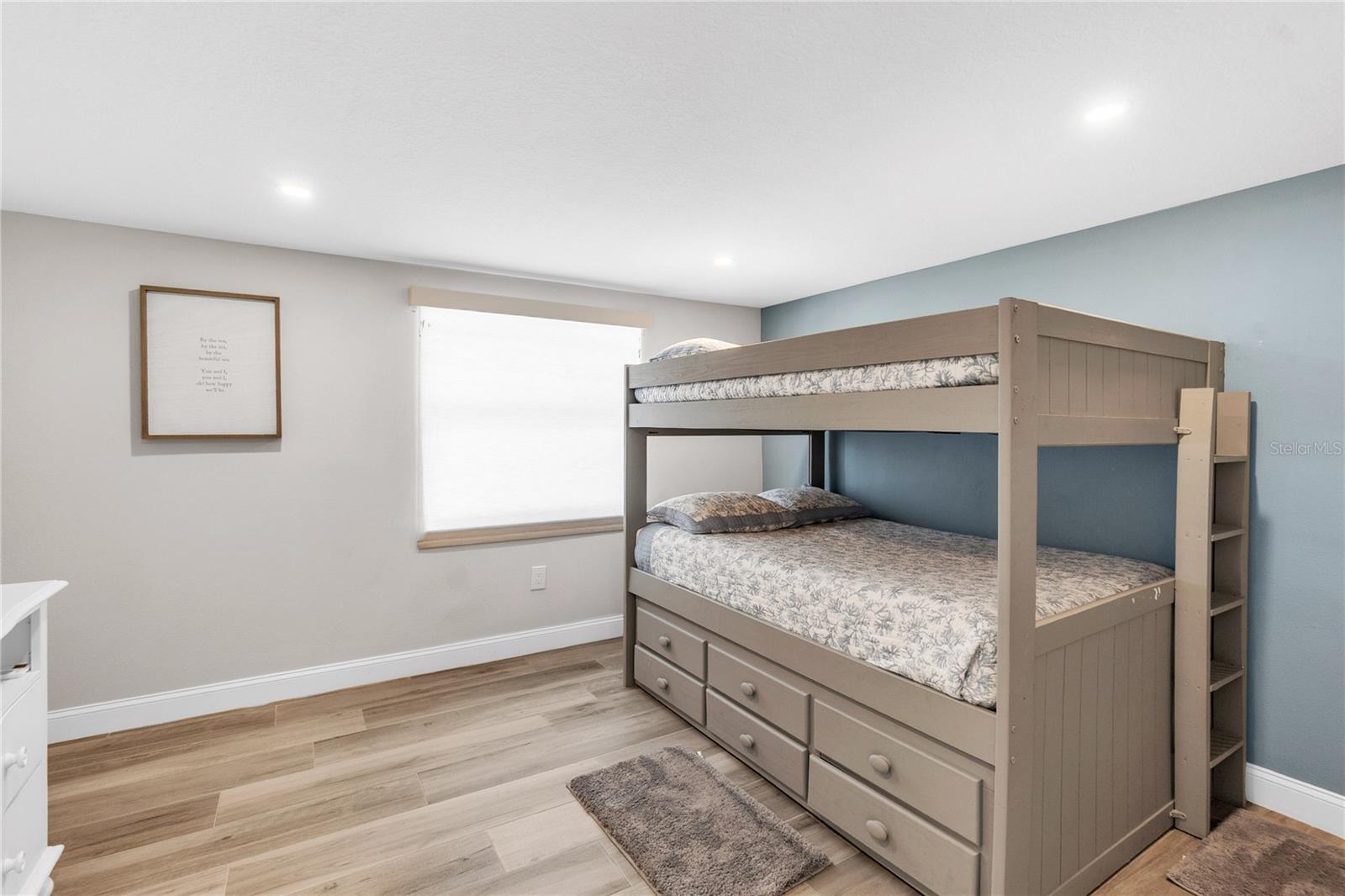 Image 32 of 65 For 765 Saint Judes Drive N