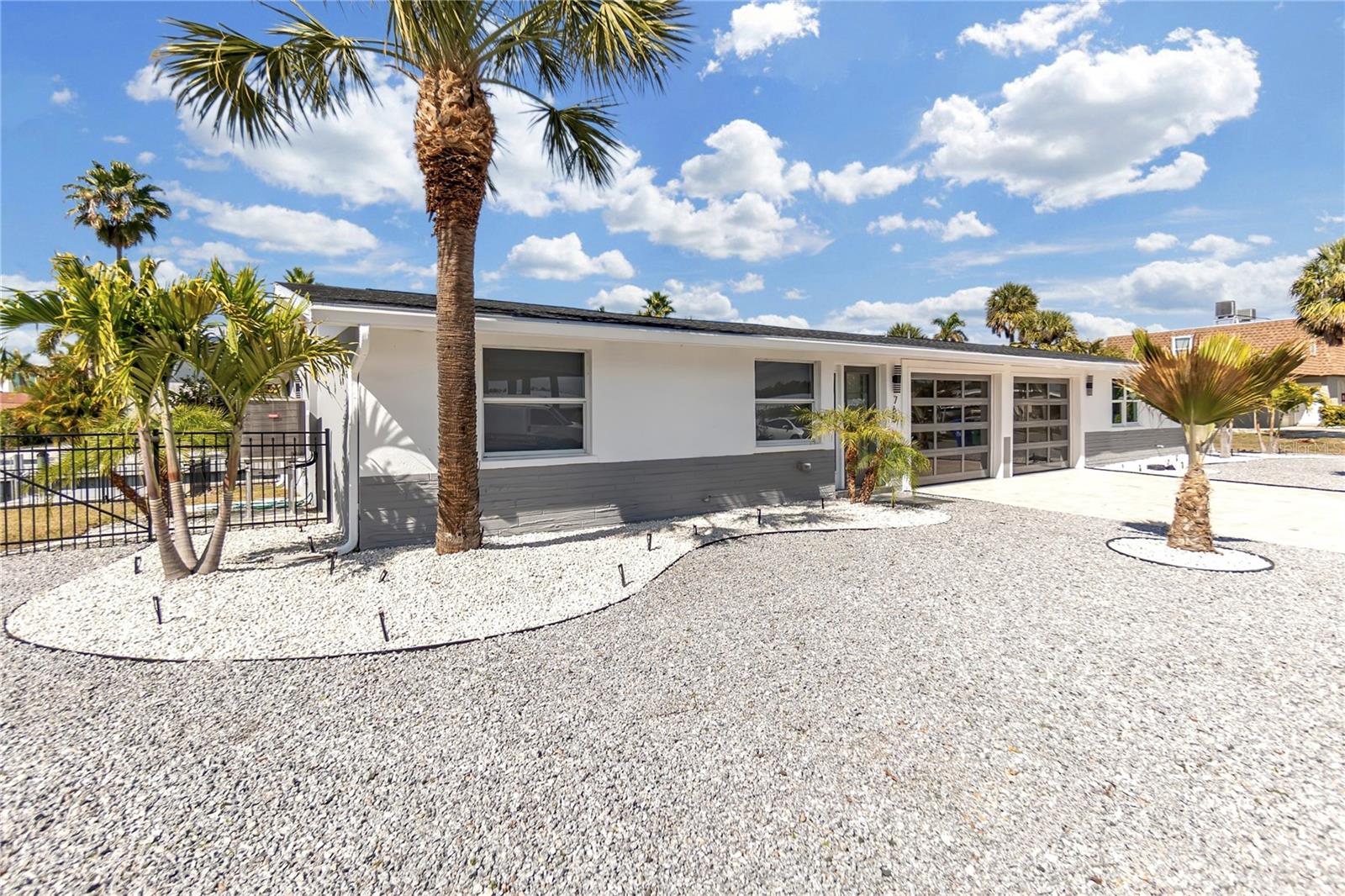 Image 7 of 65 For 765 Saint Judes Drive N