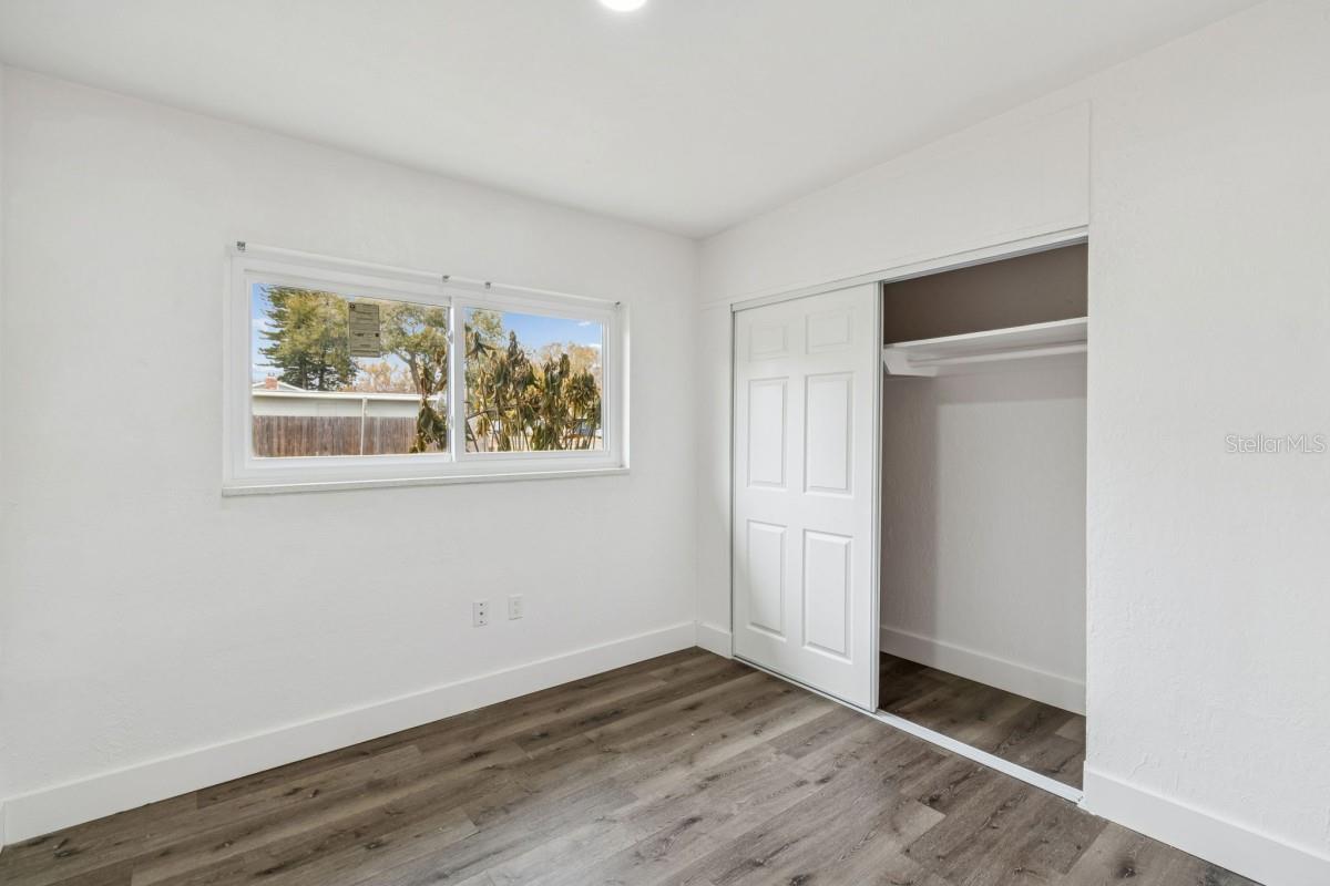 Image 17 of 24 For 1645 Avenue C Ne