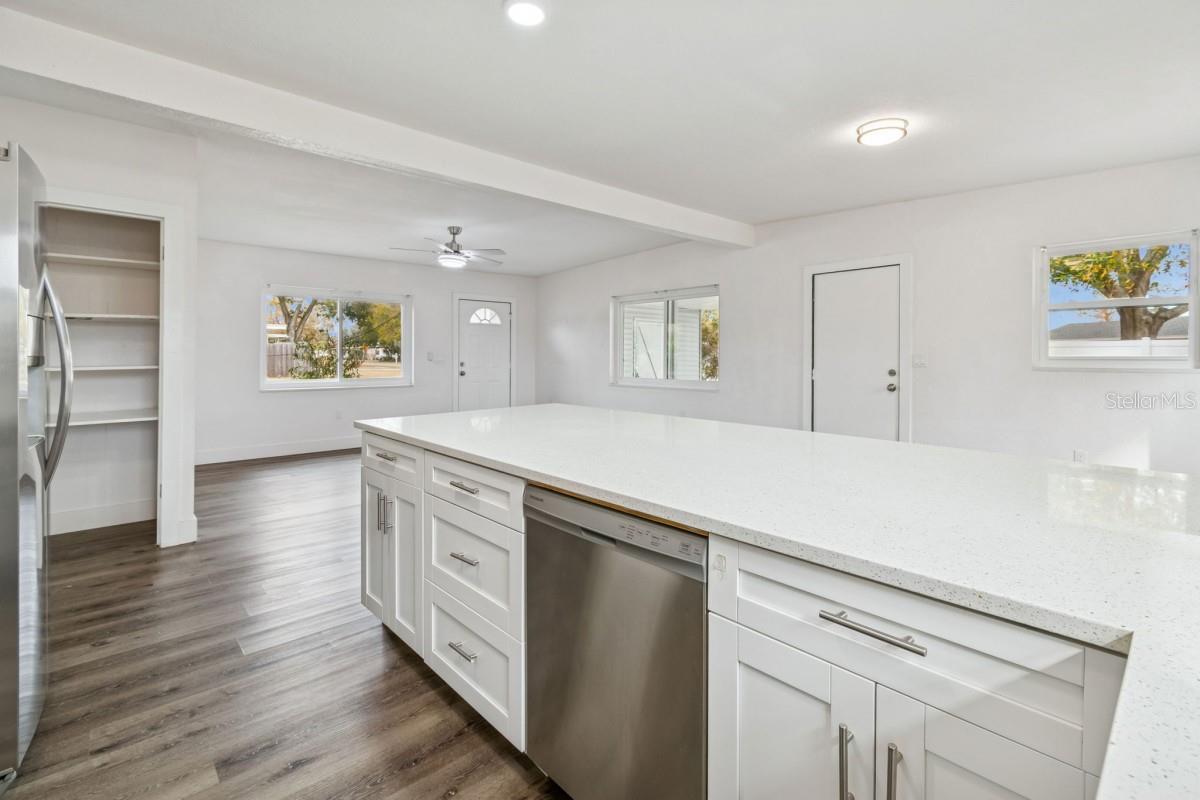 Image 18 of 24 For 1645 Avenue C Ne