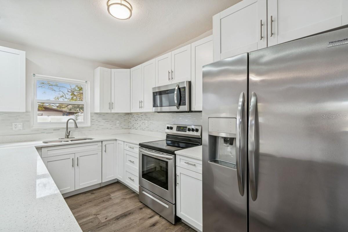 Image 19 of 24 For 1645 Avenue C Ne