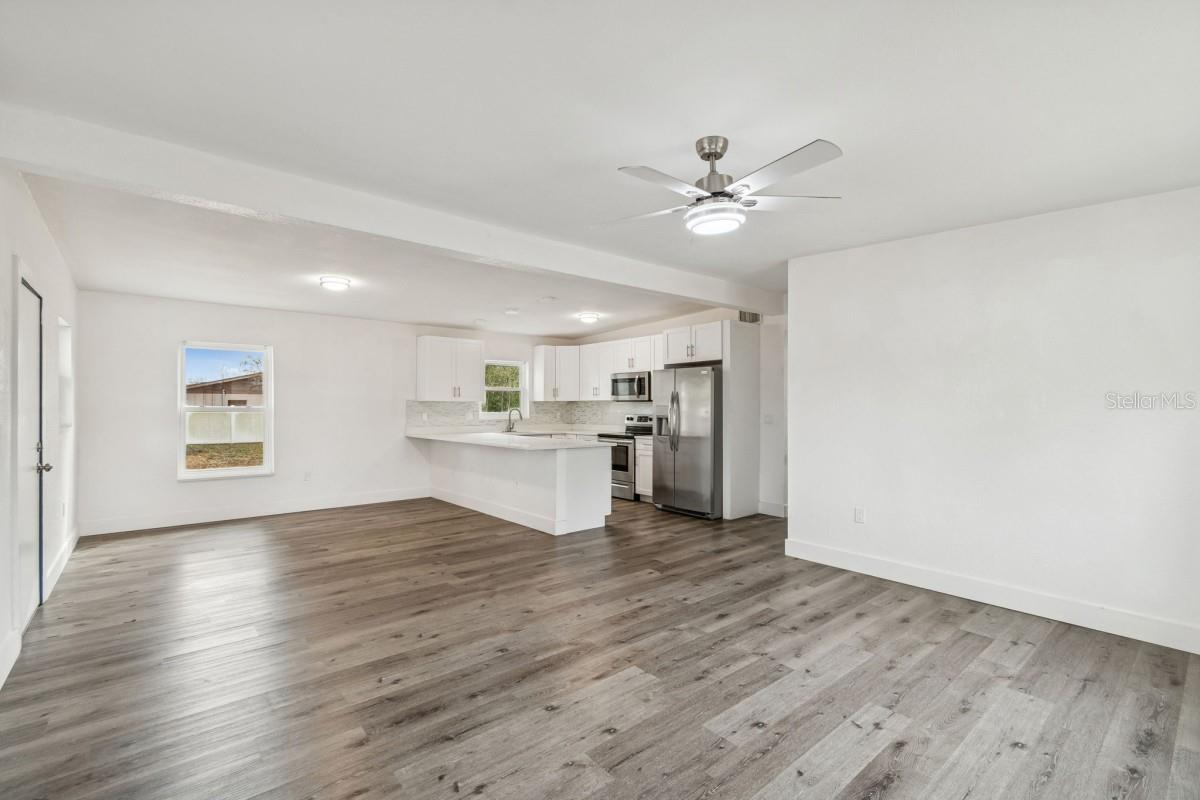 Image 23 of 24 For 1645 Avenue C Ne