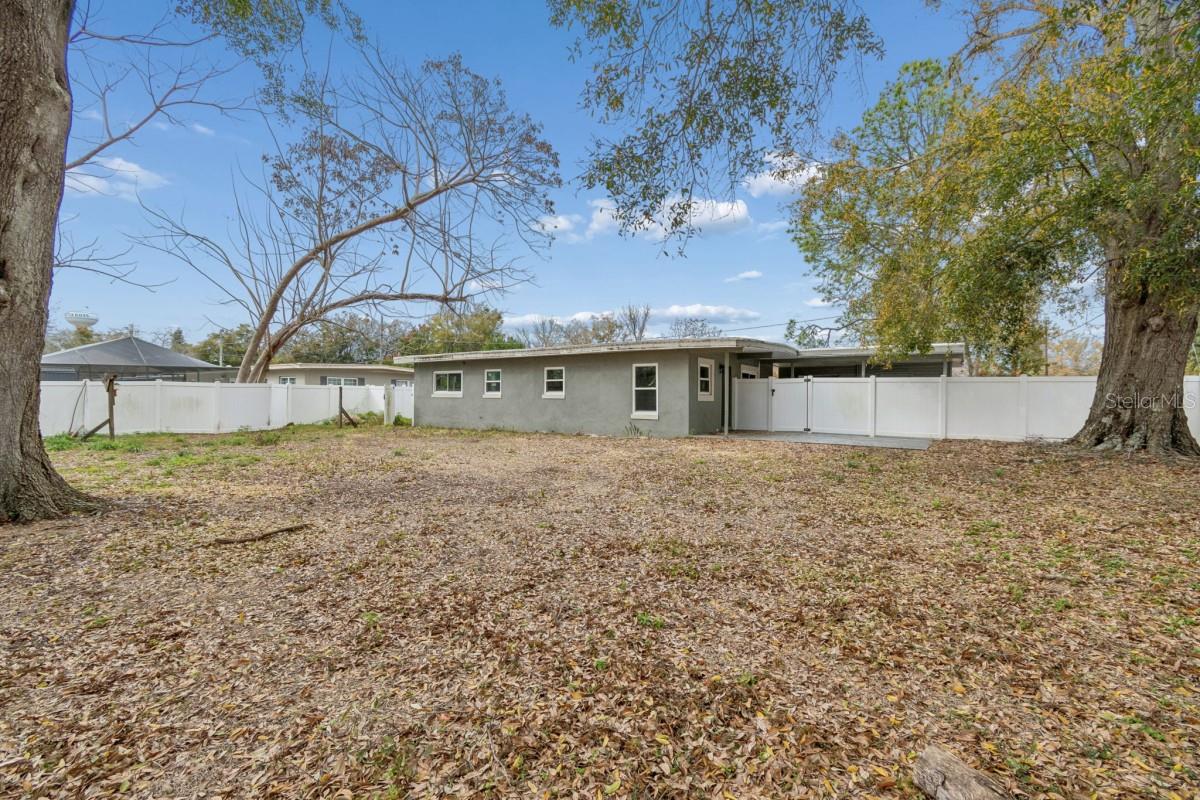 Image 9 of 24 For 1645 Avenue C Ne