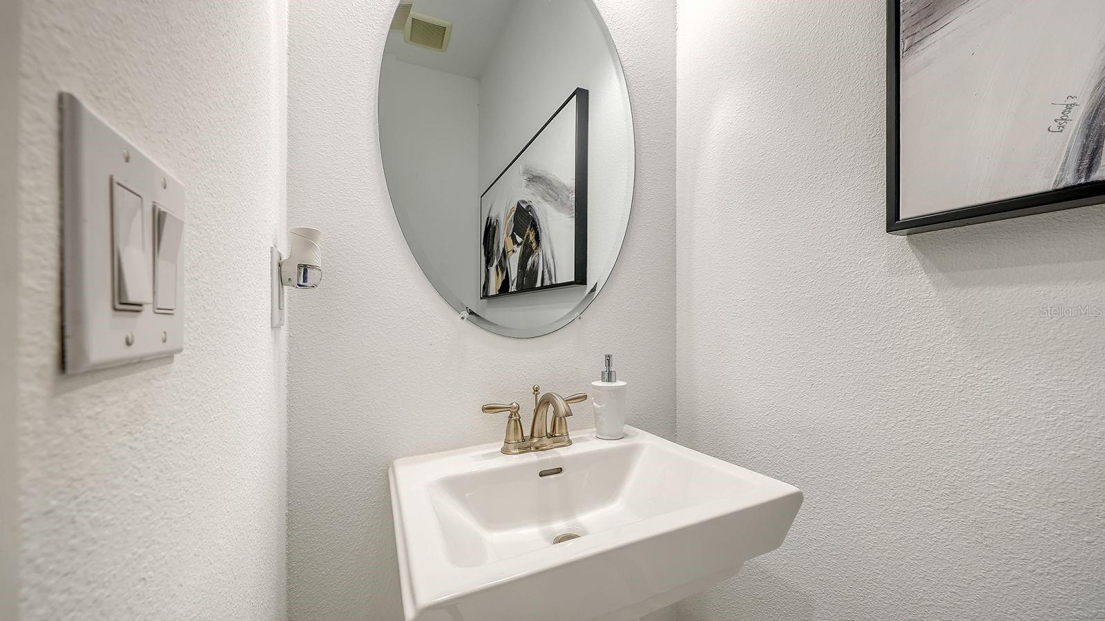 Image 33 of 91 For 9296 Starry Night Avenue