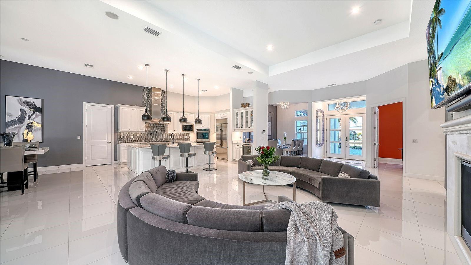 Image 4 of 91 For 9296 Starry Night Avenue