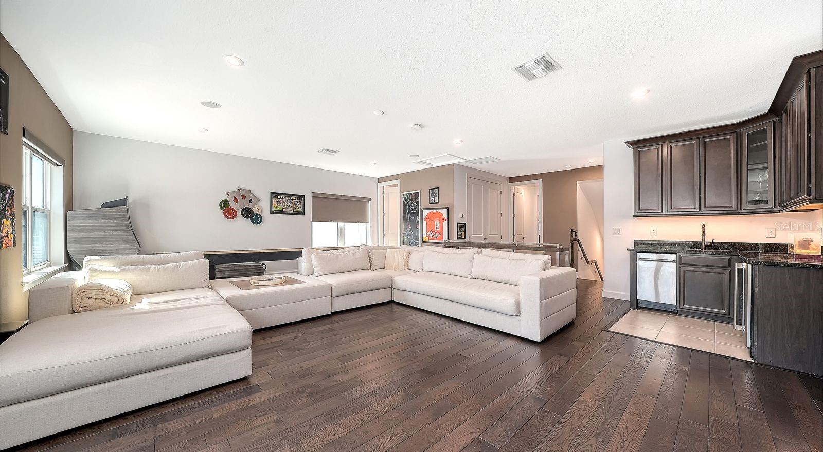 Image 41 of 91 For 9296 Starry Night Avenue