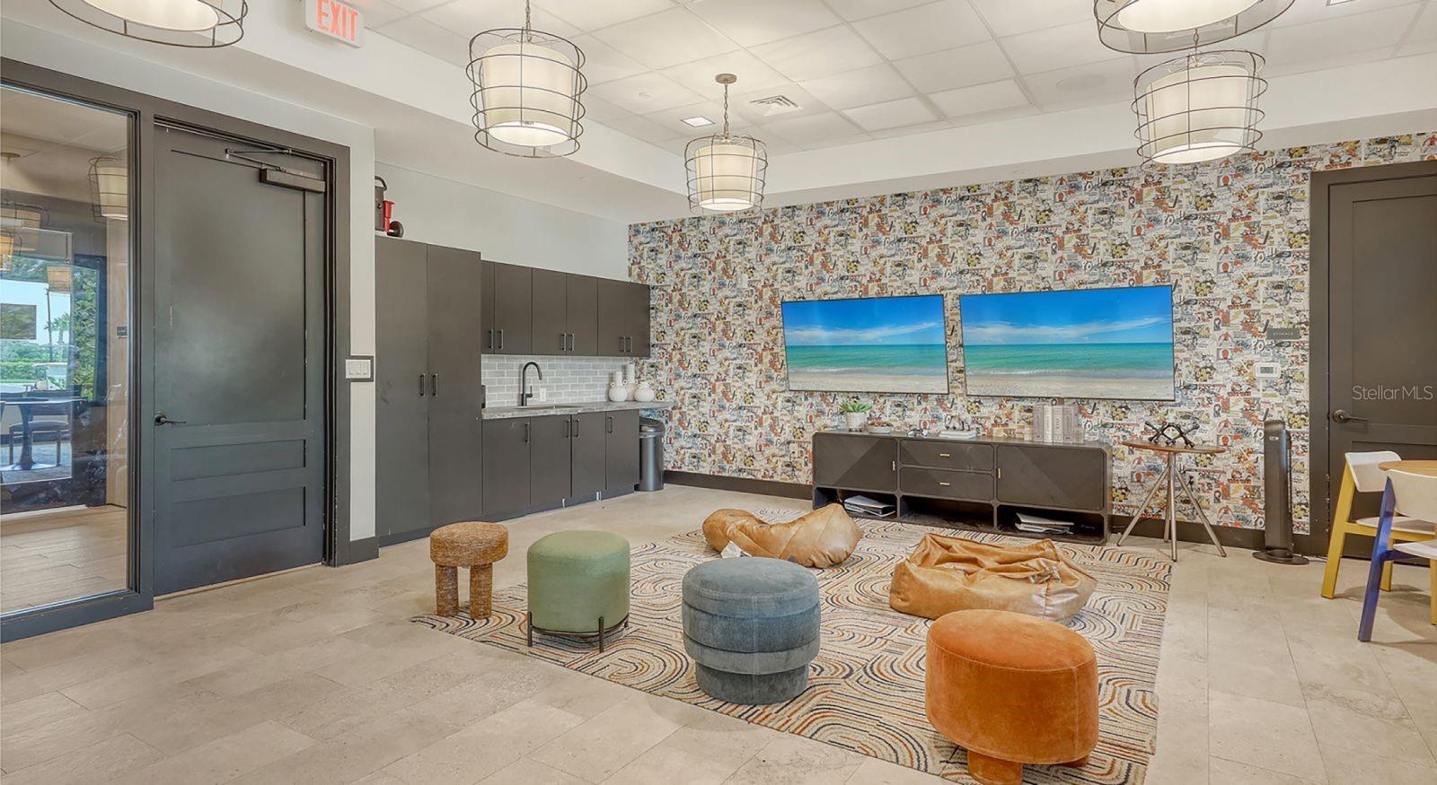 Image 74 of 91 For 9296 Starry Night Avenue