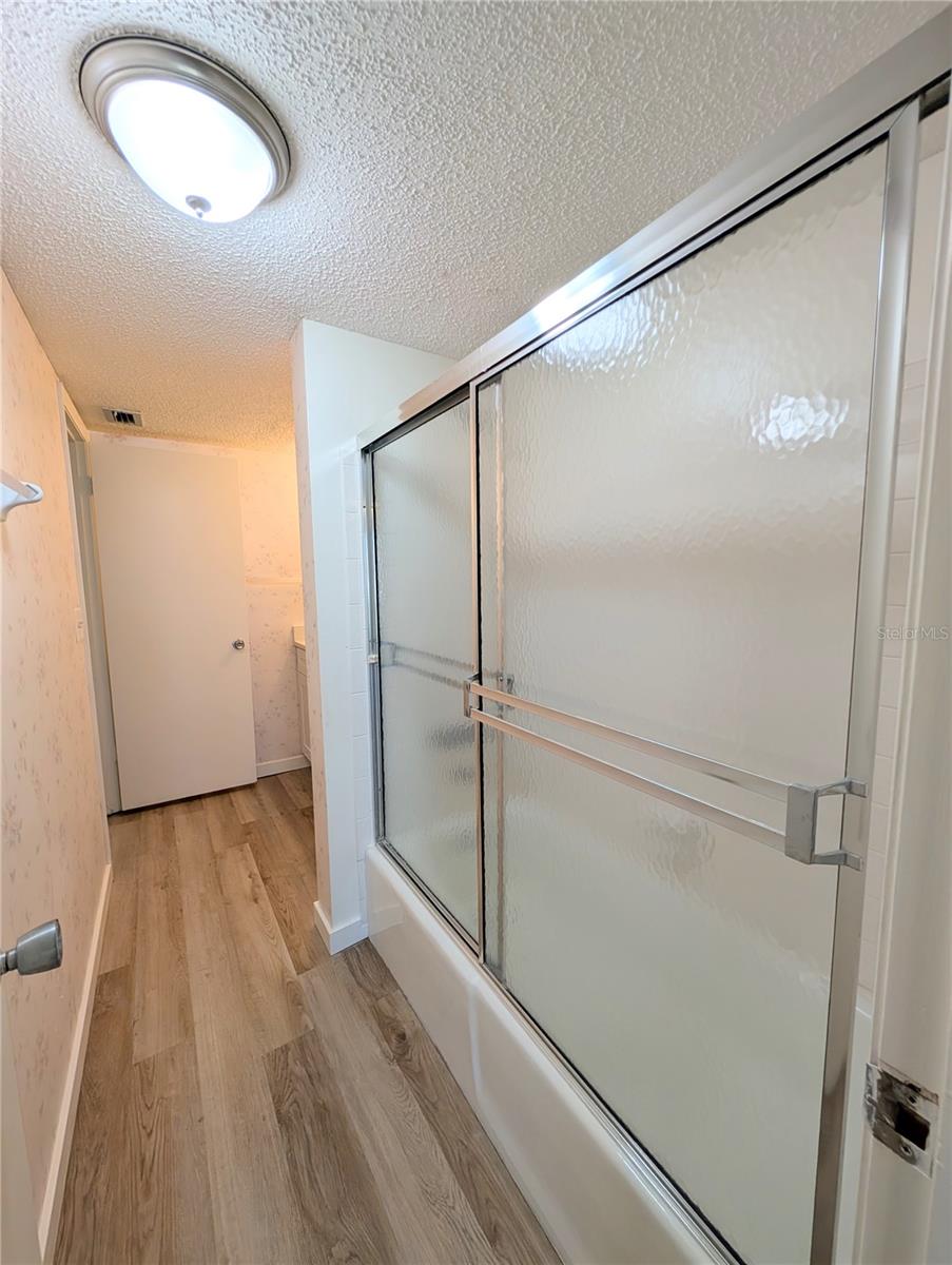 Image 11 of 20 For 3628 Lake Bayshore Drive K305