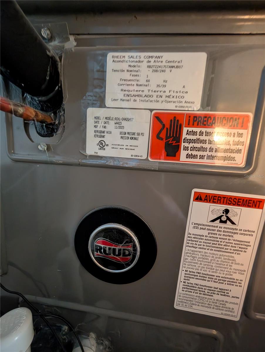 Image 19 of 20 For 3628 Lake Bayshore Drive K305