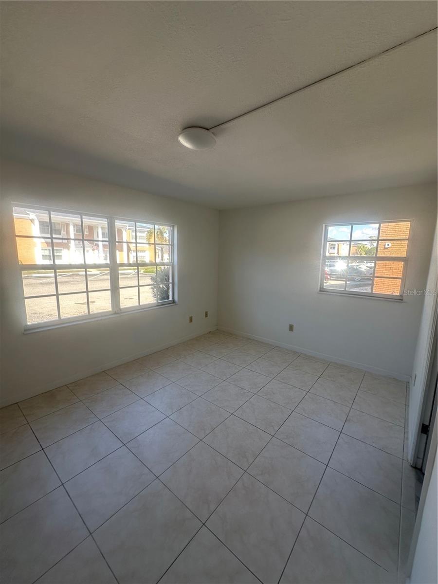 Image 11 of 18 For 4158 Tamiami Trail B1