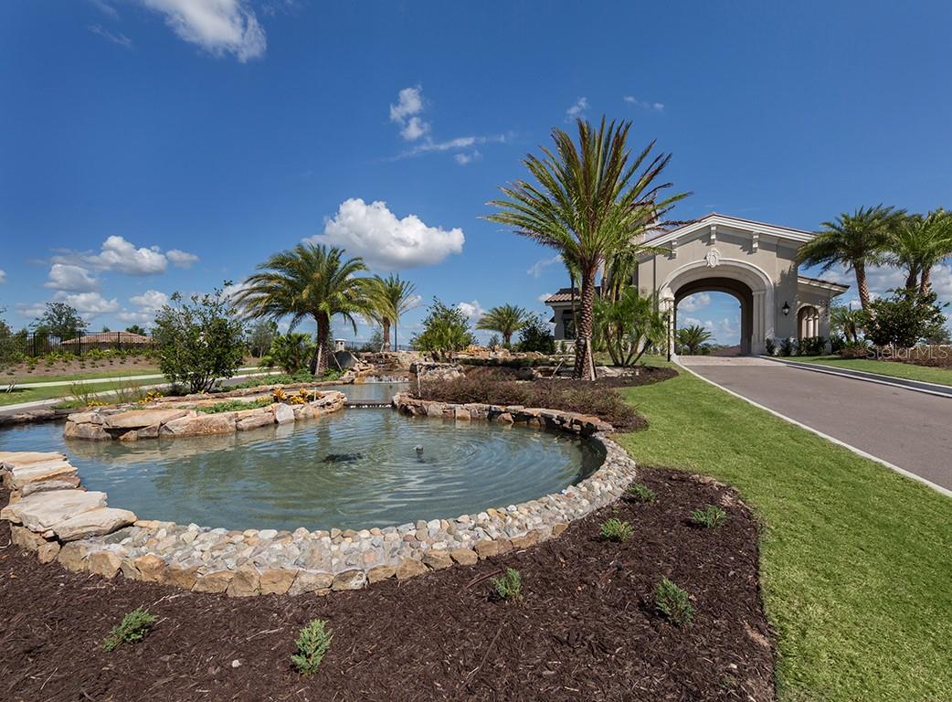 Image 33 of 57 For 17810 Gawthrop Drive 304