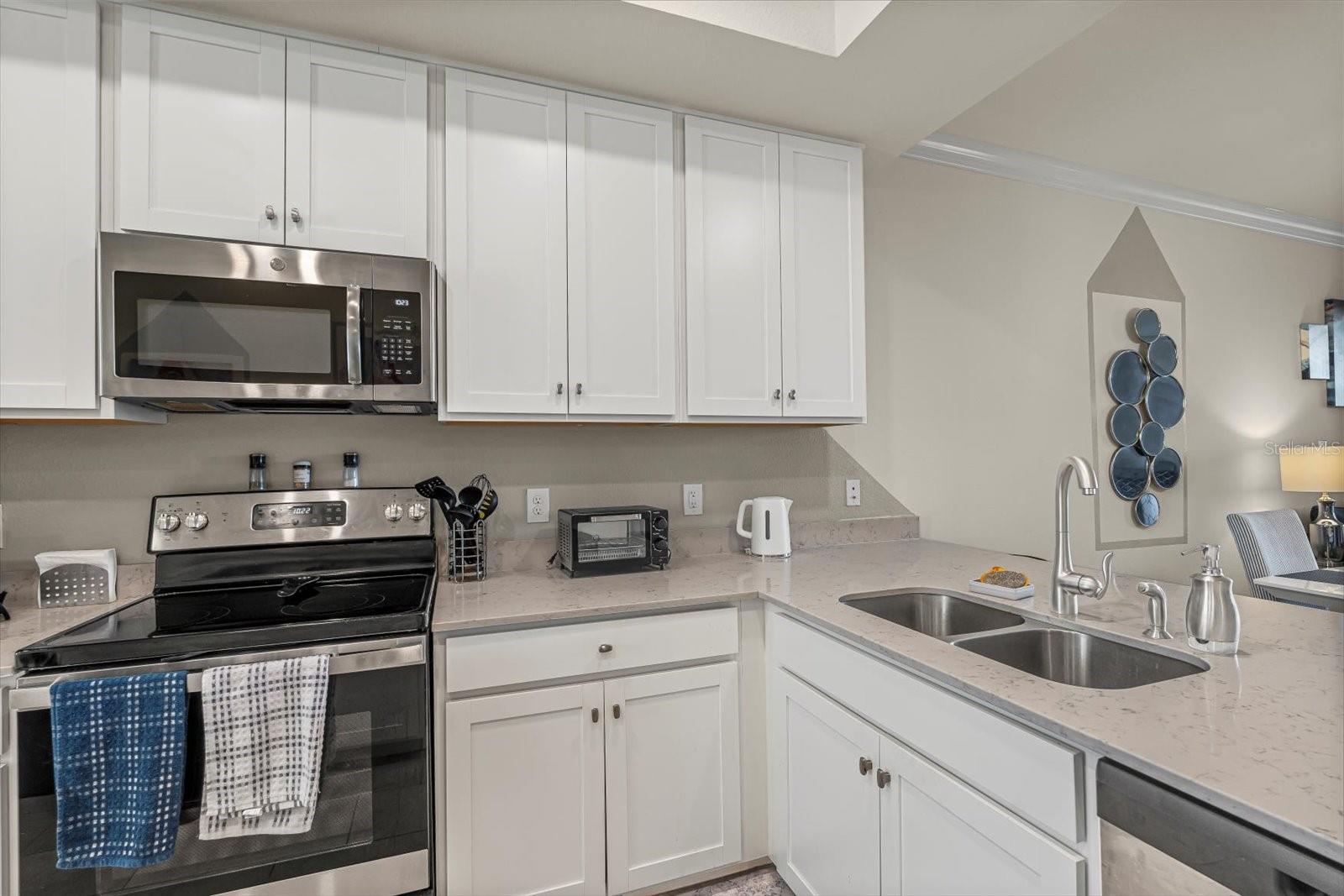 Image 8 of 57 For 17810 Gawthrop Drive 304