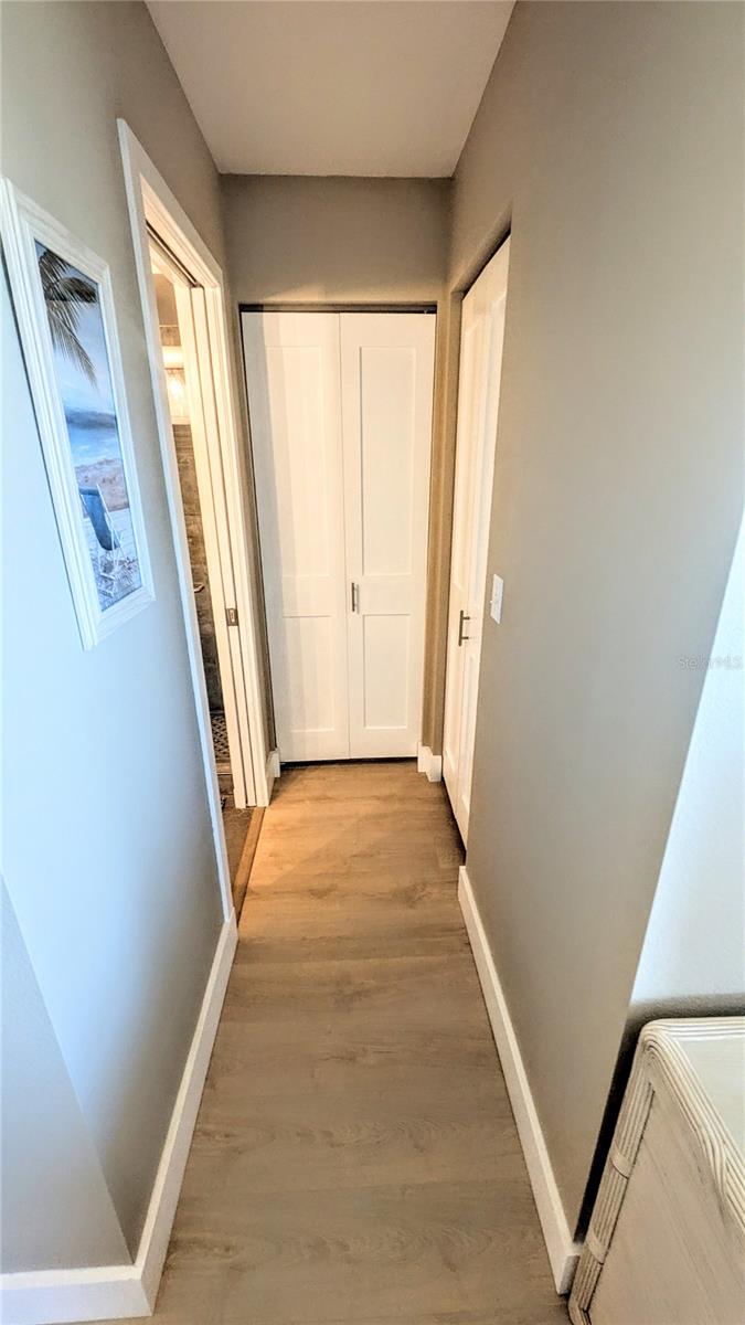 Image 19 of 56 For 958 Sandpiper Circle 958