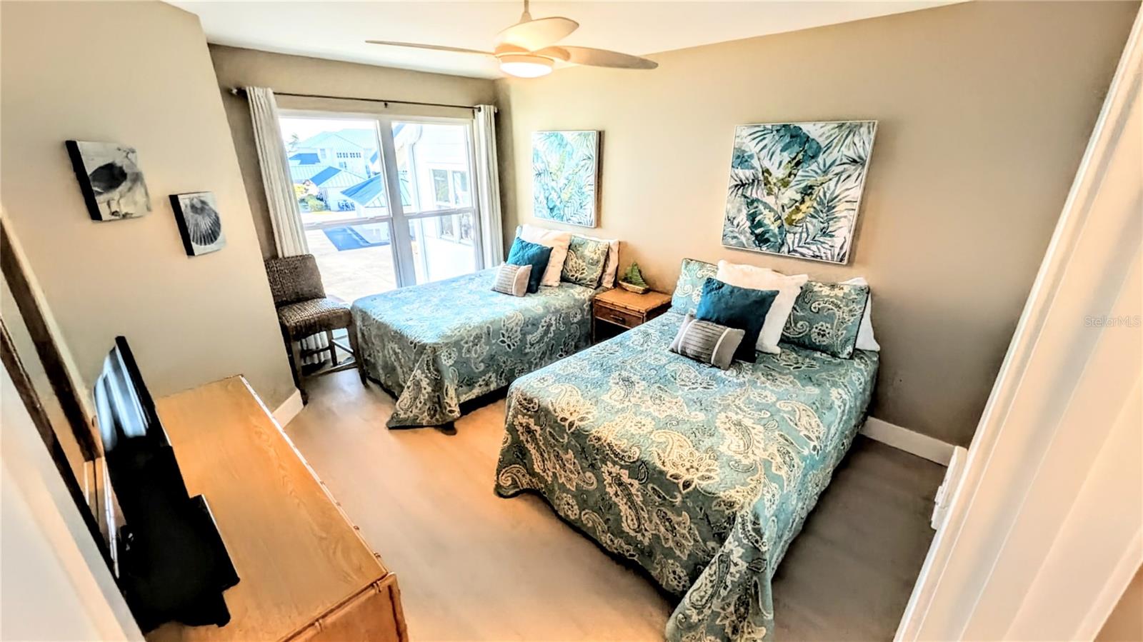 Image 24 of 56 For 958 Sandpiper Circle 958