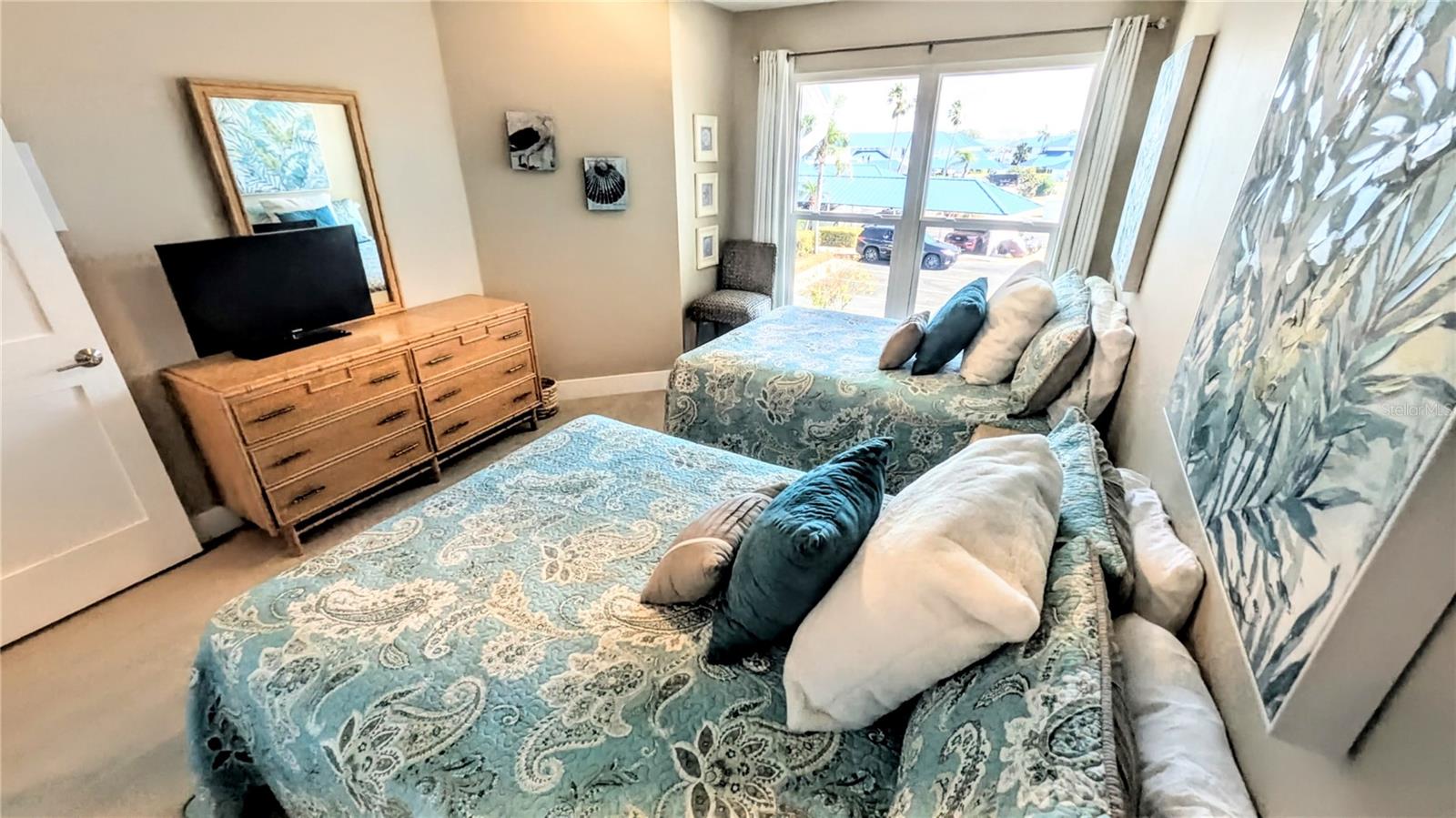 Image 25 of 56 For 958 Sandpiper Circle 958