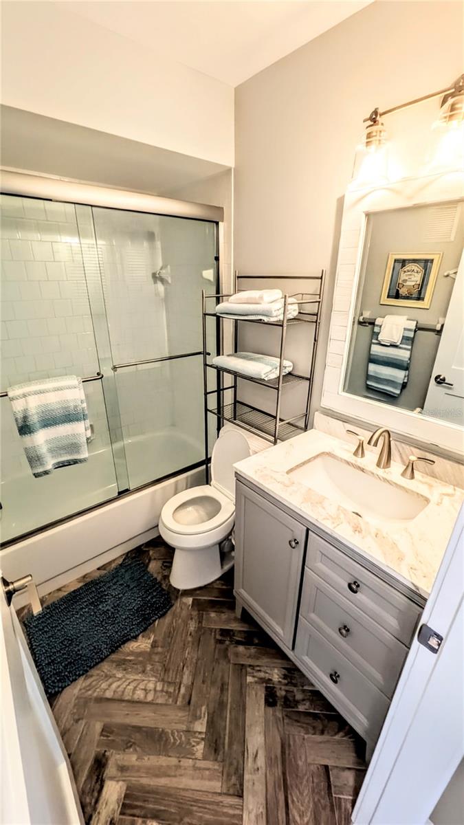 Image 27 of 56 For 958 Sandpiper Circle 958