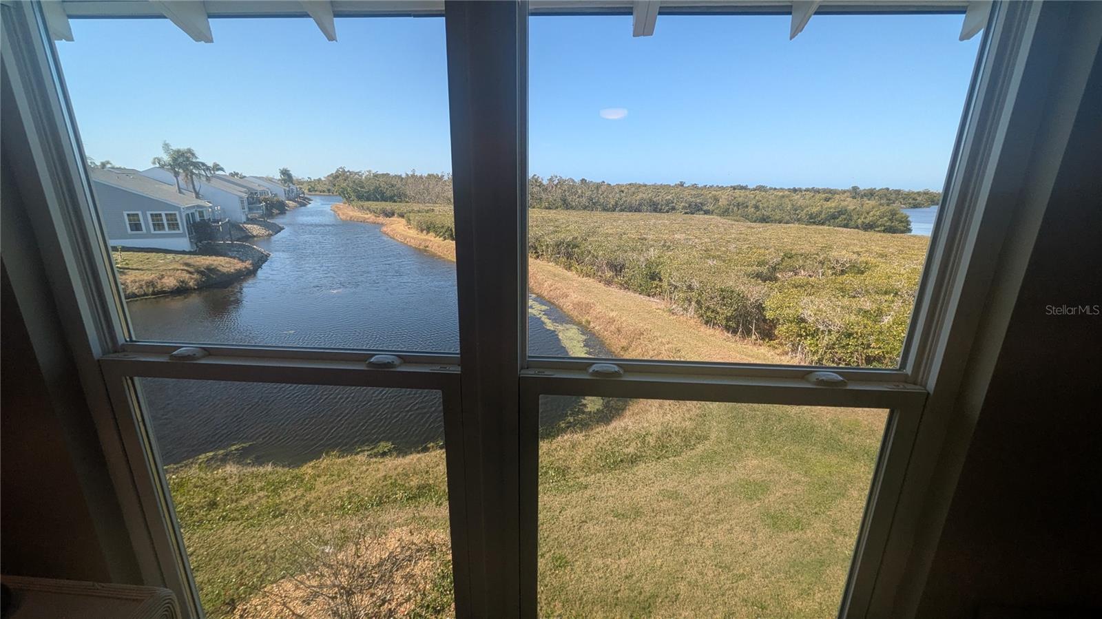 Image 29 of 56 For 958 Sandpiper Circle 958