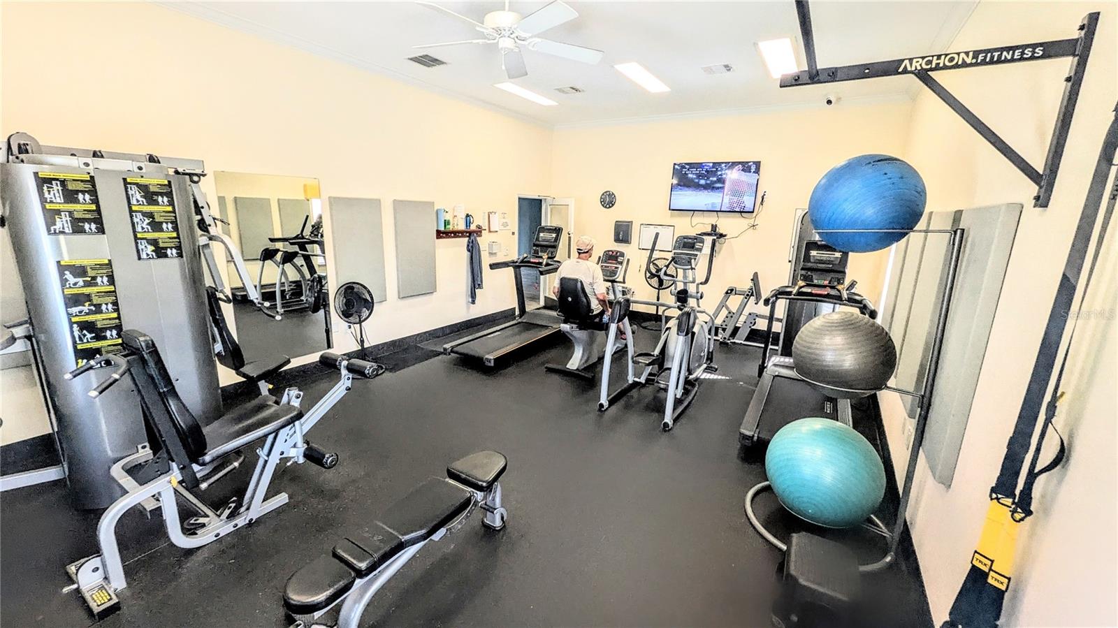 Image 36 of 56 For 958 Sandpiper Circle 958