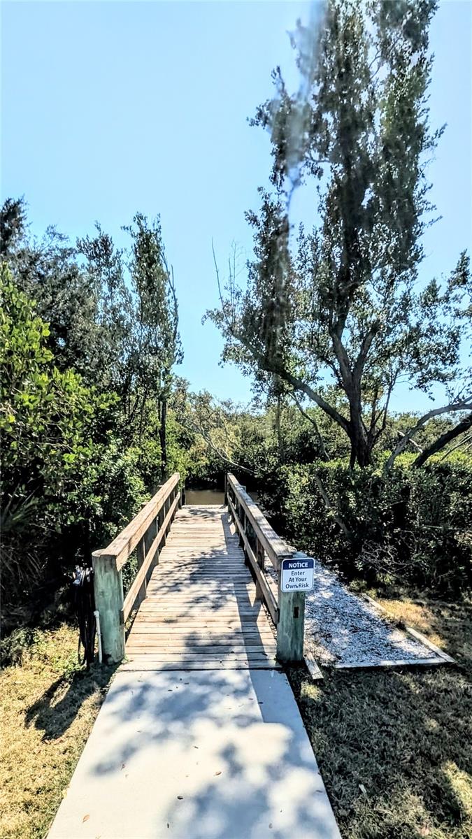 Image 39 of 56 For 958 Sandpiper Circle 958