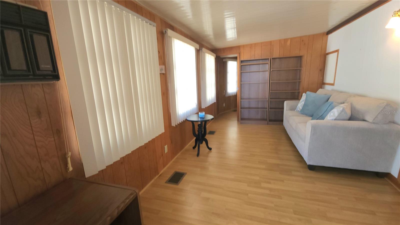 Image 12 of 45 For 3300 26th Avenue E 65