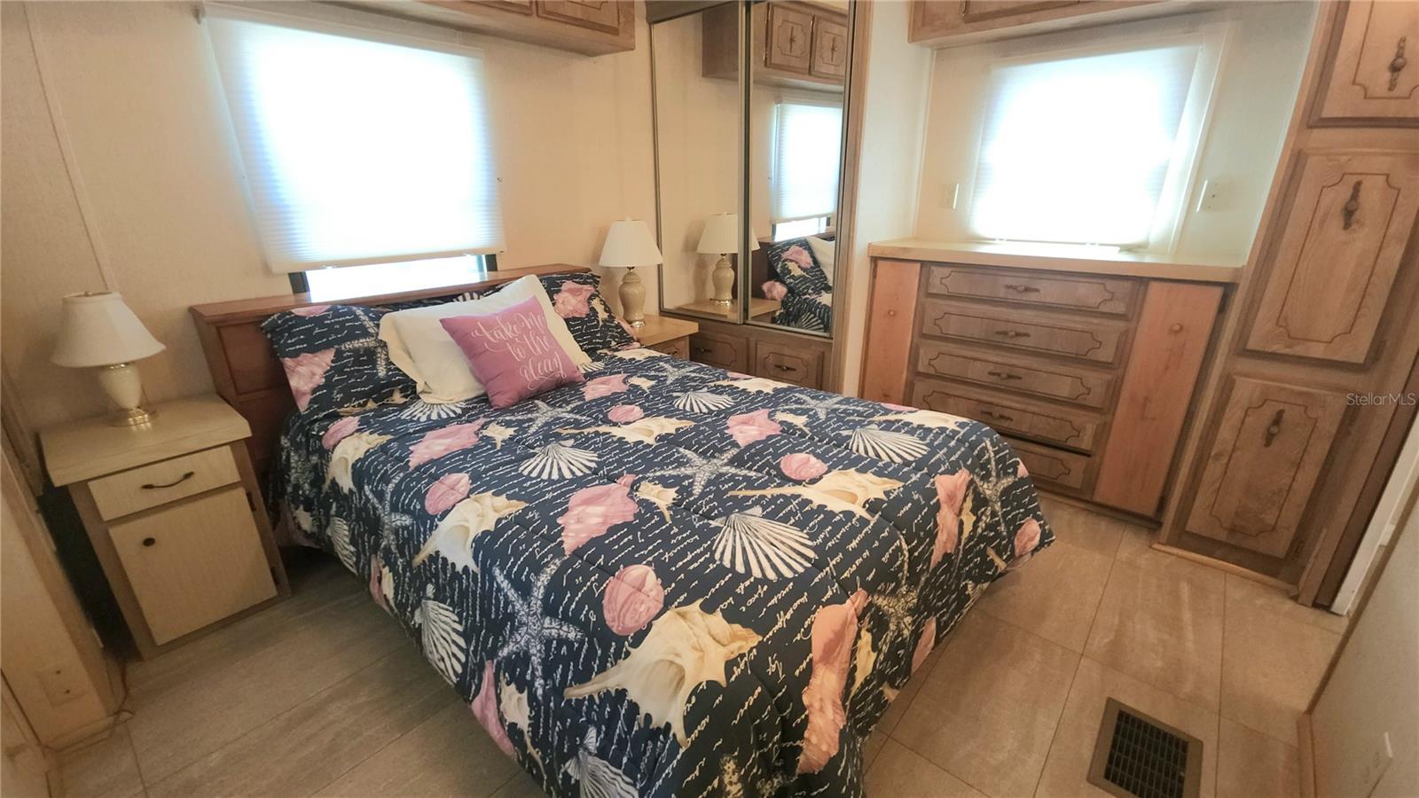 Image 14 of 45 For 3300 26th Avenue E 65